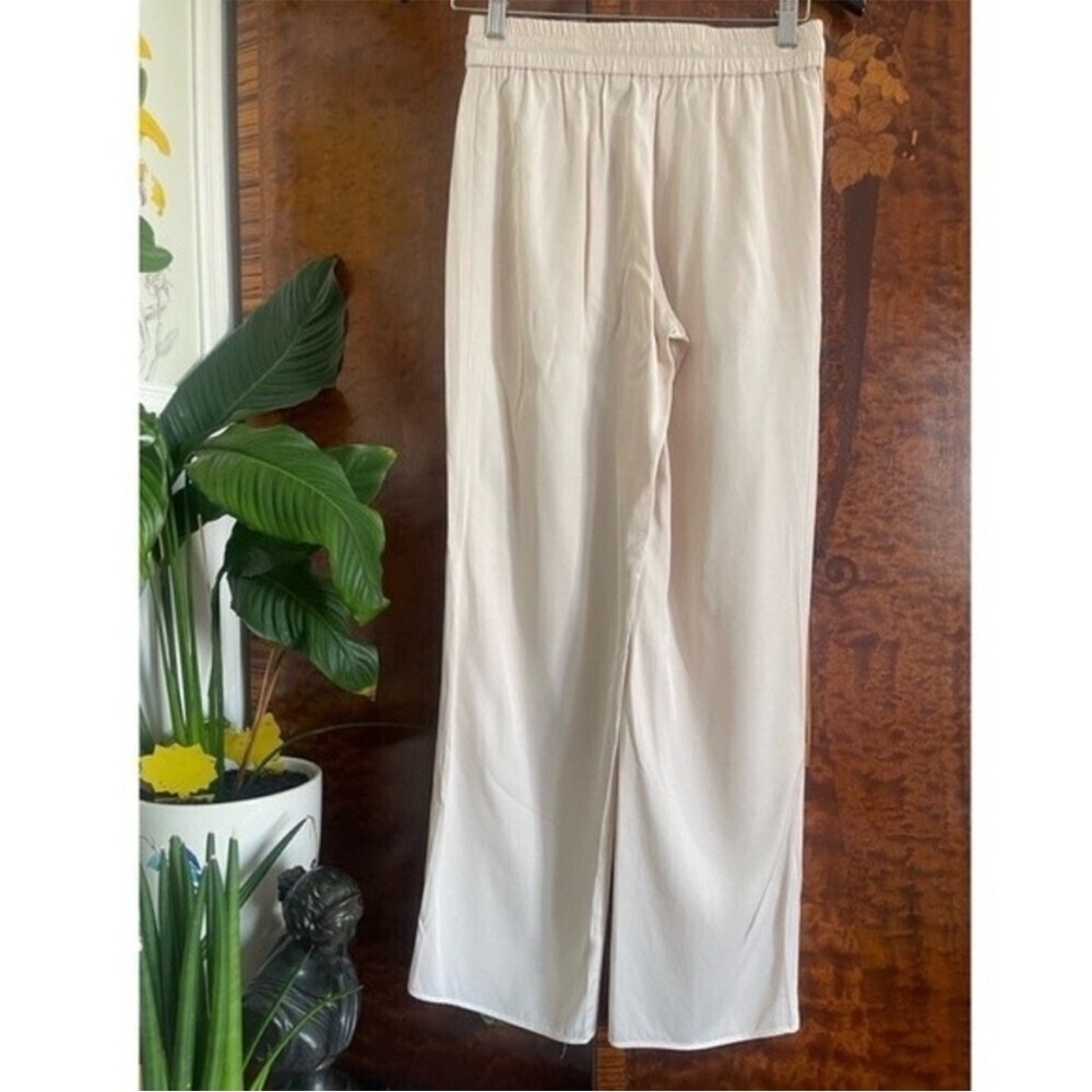 Wilfred Free Pull On Old Money Silky Preppy Pants‎ Color Cream Beige Size XS - Picture 7 of 12